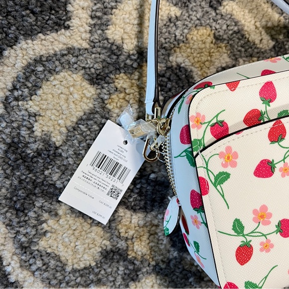 Kate Spade Strawberry Daisy Bag Crossbody Cream Multi pink NWT Cute Fruit Print - Picture 2 of 7
